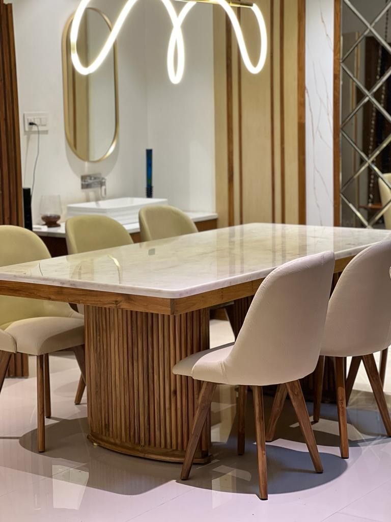 Fluted Pedestal Table
